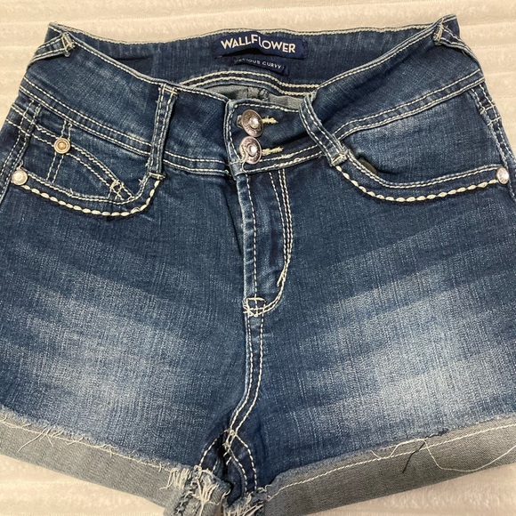 Practically New Jean Shorts - Picture 10 of 13